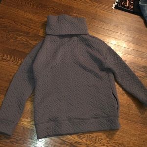 Turtle neck sweatshirt